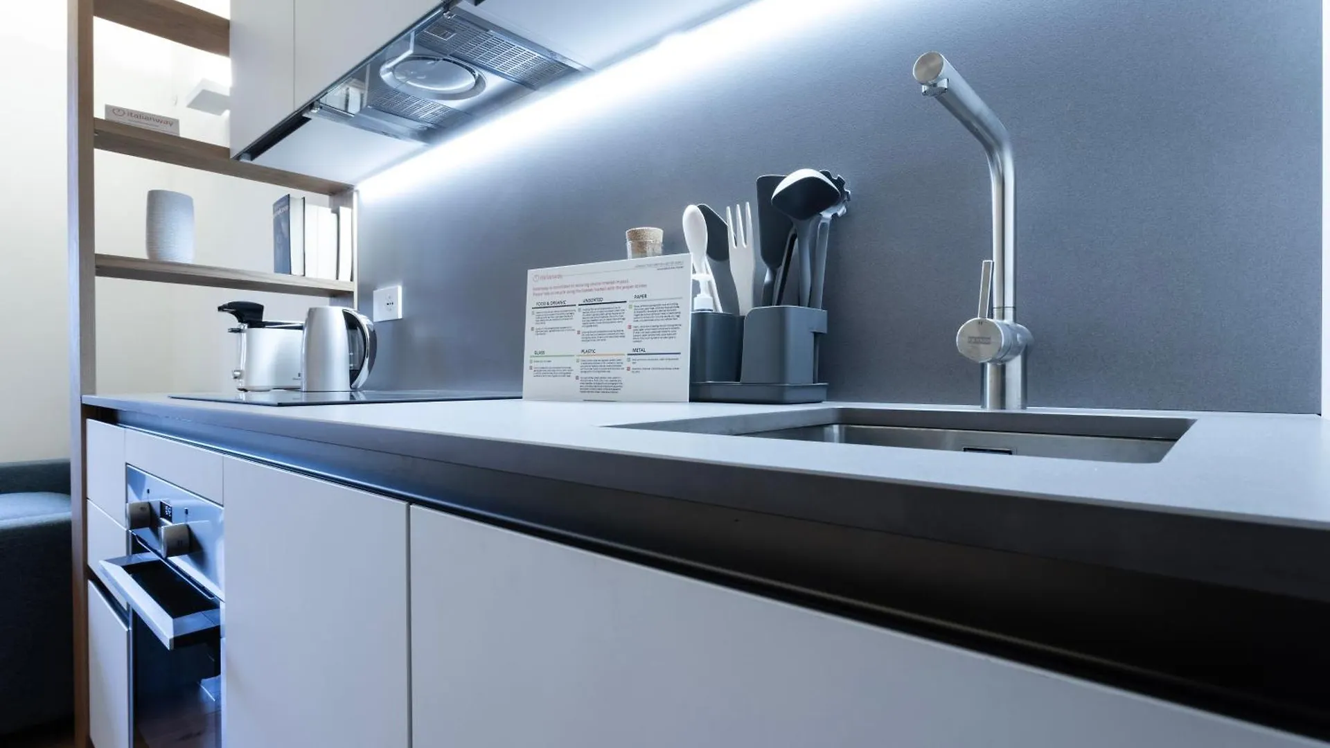 Italianway - Cecchi 18 Apartment Milan Italy